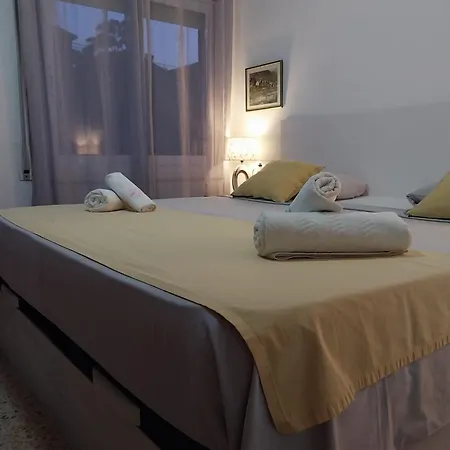 Pineda Δωμάτια σε οικογενειακή κατοικία *